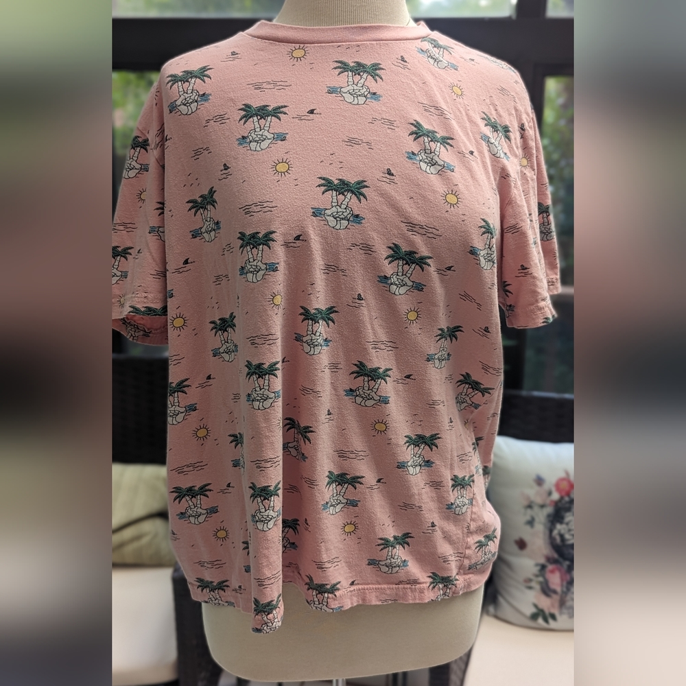 Eighty eight pink T-shirt
